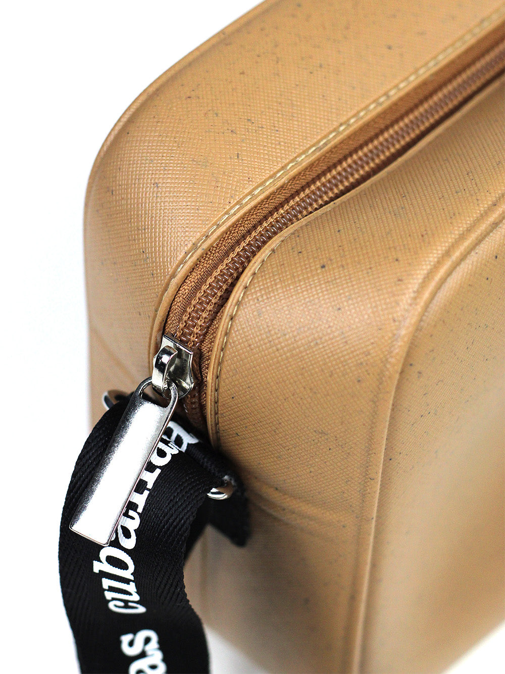 Mala em PVC Beige e Alça Cubanas